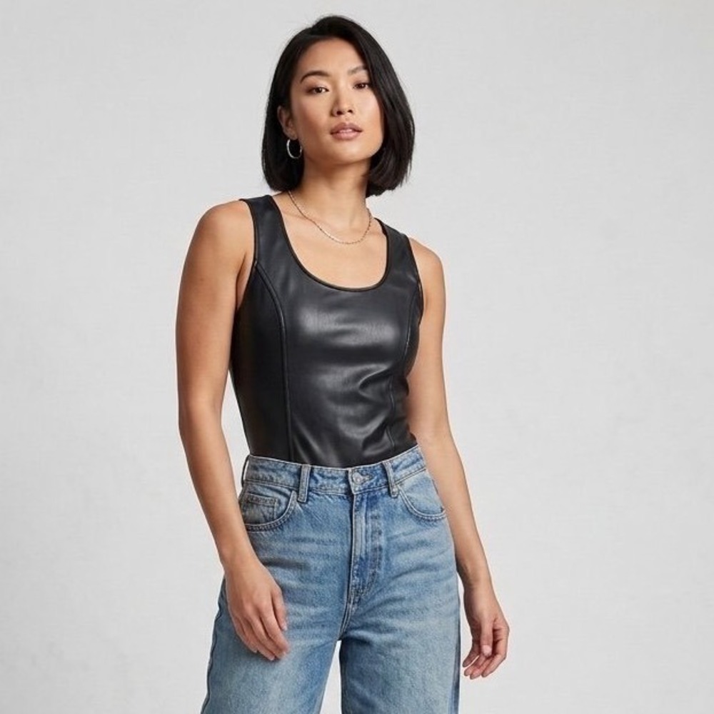 GAP Womens Vegan Leather Sleeveless Bodice Bodysuit Black 826202-01-1 Size M NEW